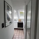 Apartment Helles Mit Balkon In Ruhiger Lage *