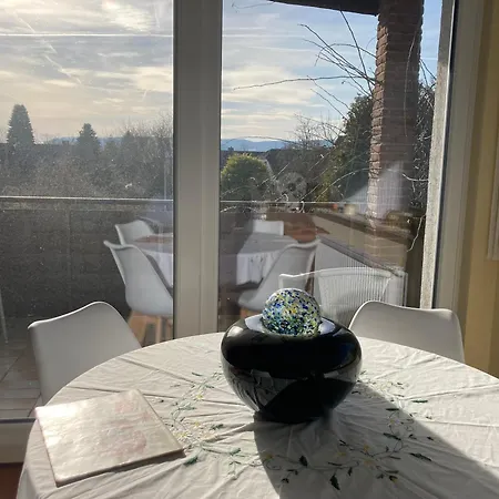 דירה Helles Mit Balkon In Ruhiger Lage האמלן
