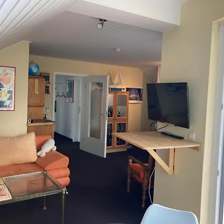 Helles Mit Balkon In Ruhiger Lage Hamelin